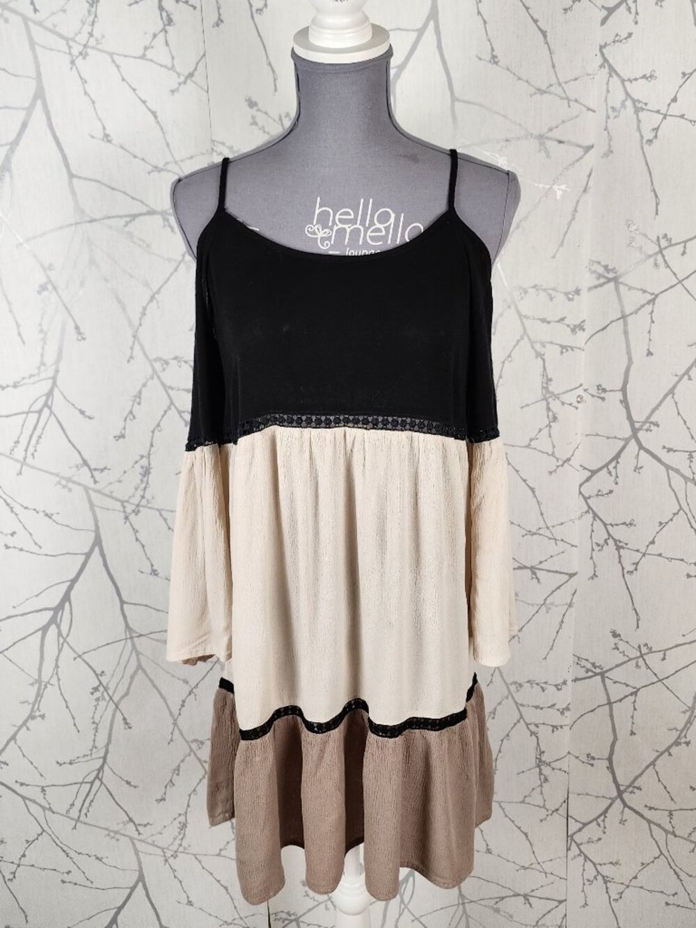 Umgee Colorblock Cotton Blend Cold Shoulder Tiered Dress